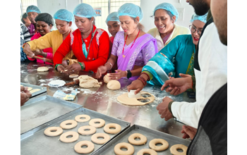 एनआईएफटीईएम ने जशपुर में मोटे अनाज से बेकरी उत्पाद बनाने का प्रशिक्षण प्रदान किया